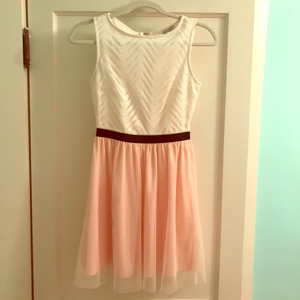 Semi formal Girly Dress!